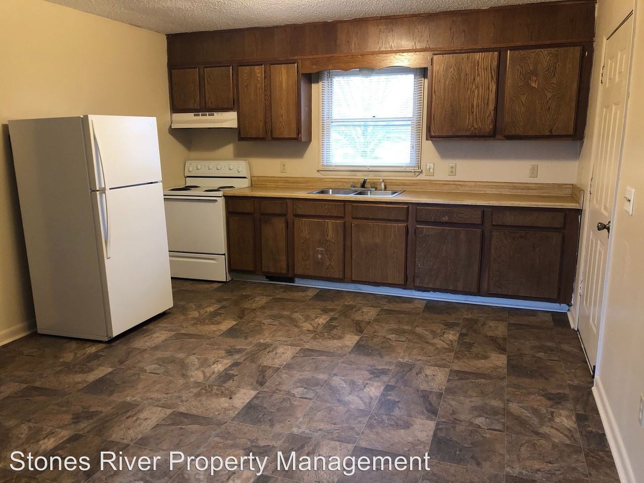 104 Murphy Rd - Photo 2 of 10
