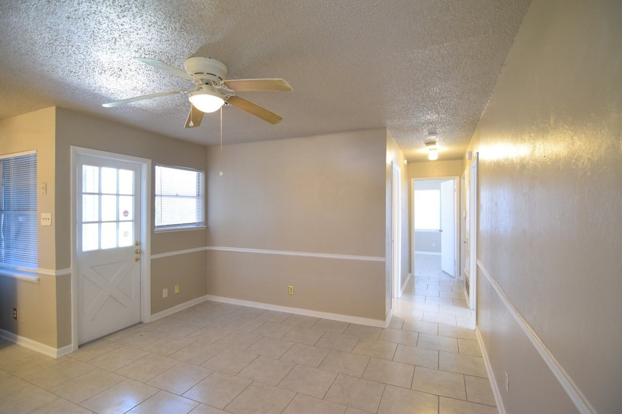 1124 Chippendale Dr - Photo 7 of 16