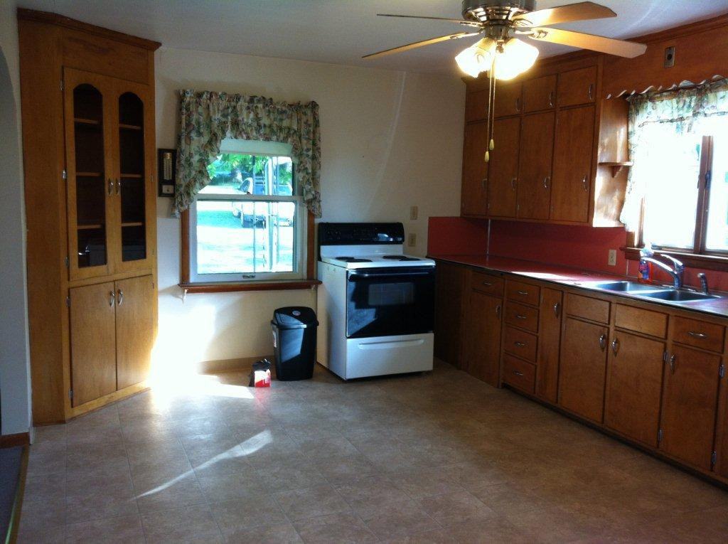 330 Twin County Rd - Photo 2 of 11