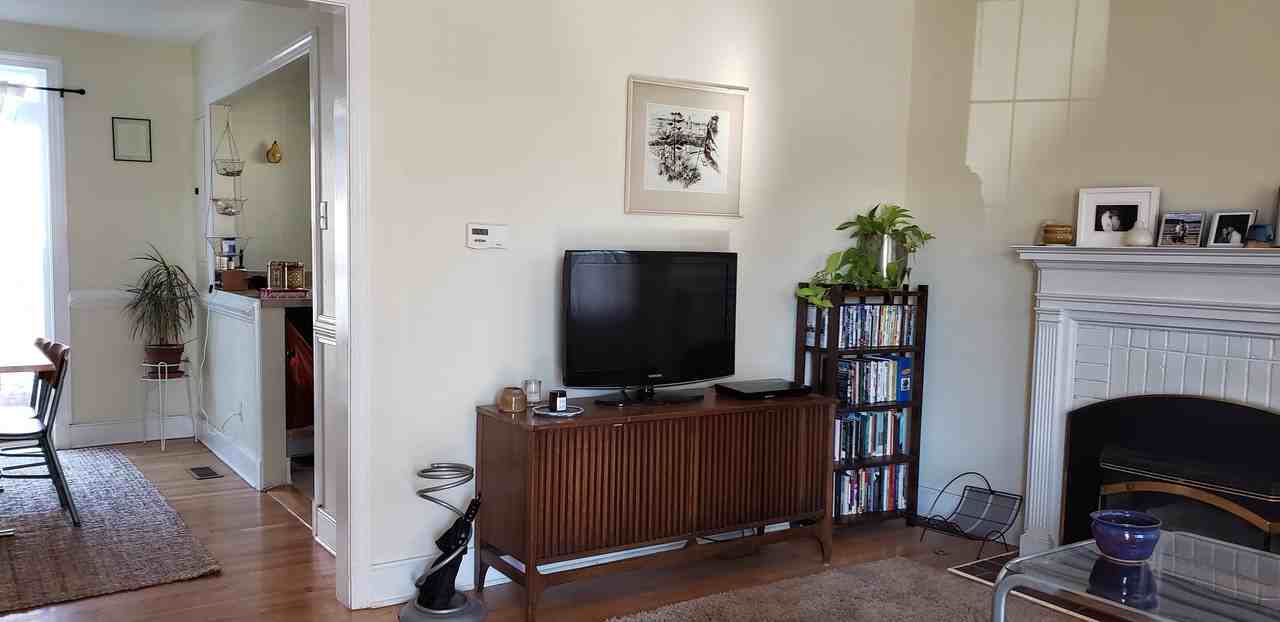 1918 Seddon Rd - Photo 3 of 24