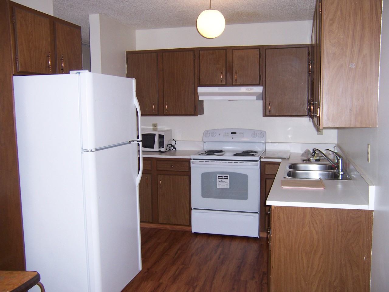 10656 Beaumaris Rd NW - Photo 3 of 11