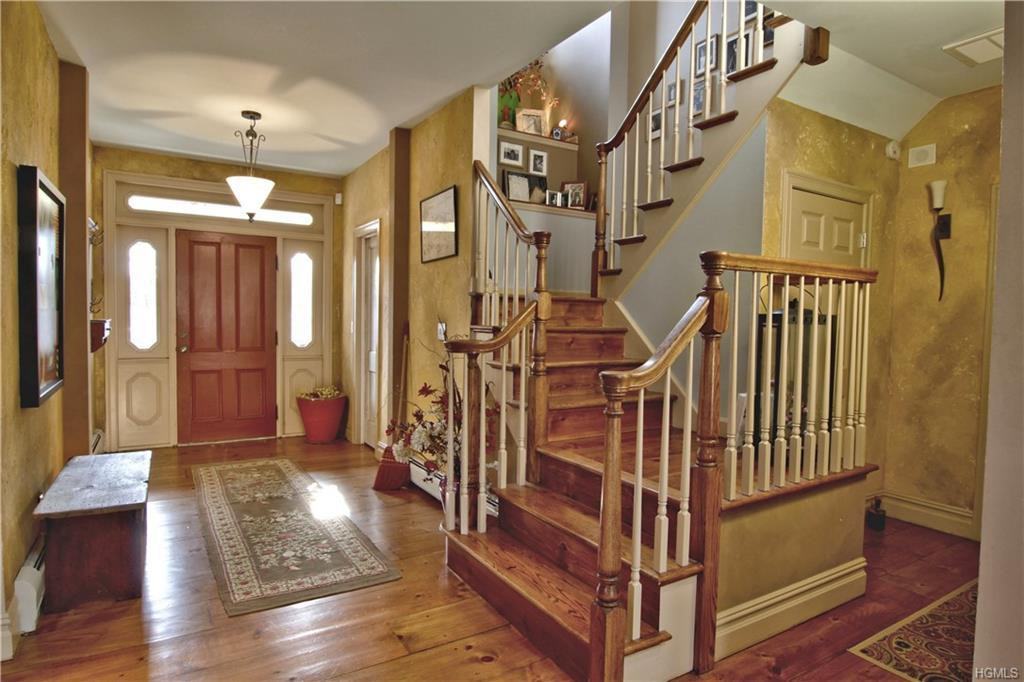 189 S Mountain Rd - Photo 2 of 34