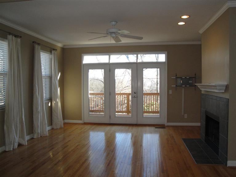 2552 Cleinview Ave - Photo 2 of 18