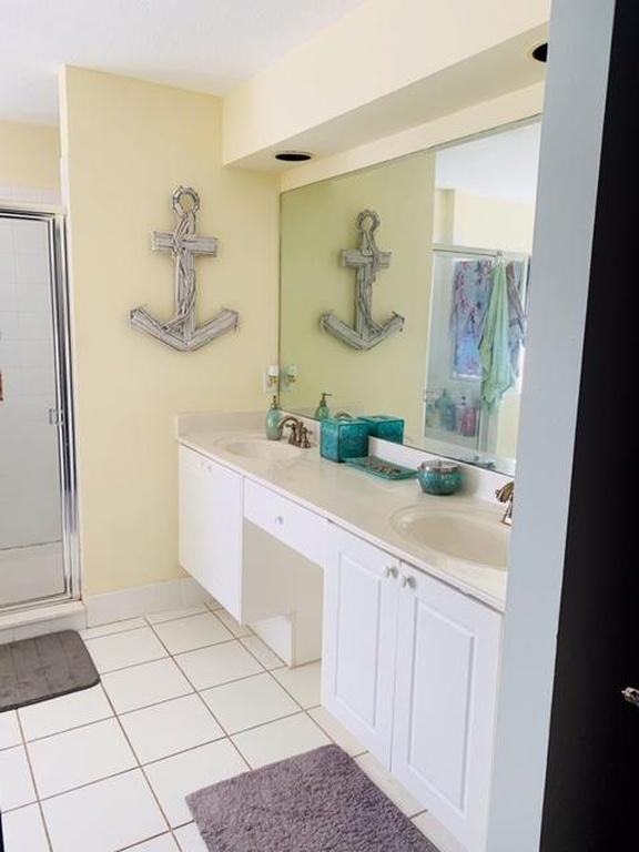 4232 Lake Tahoe Circle - Photo 3 of 11