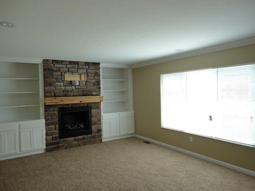 6607 Thistle Grove - Photo 3 of 18