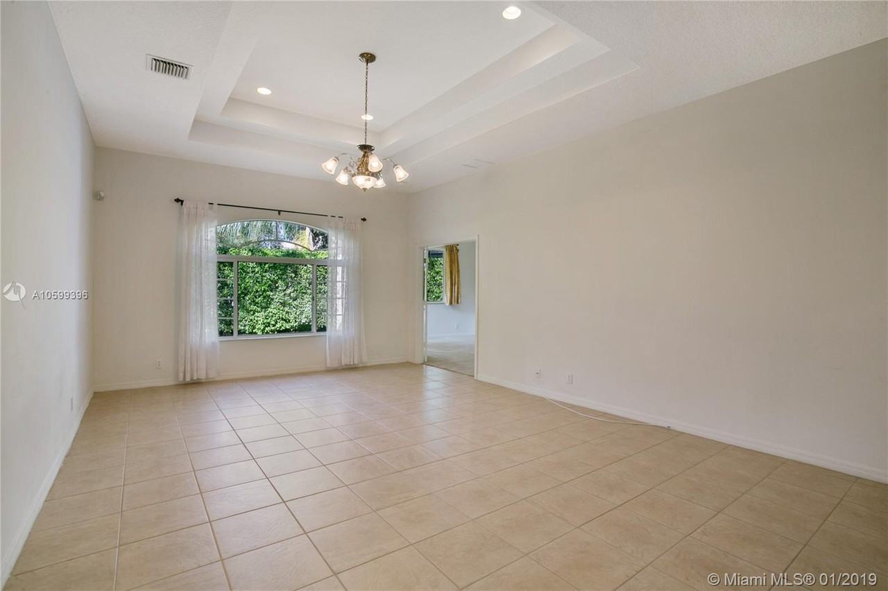 8719 San Andros - Photo 2 of 10
