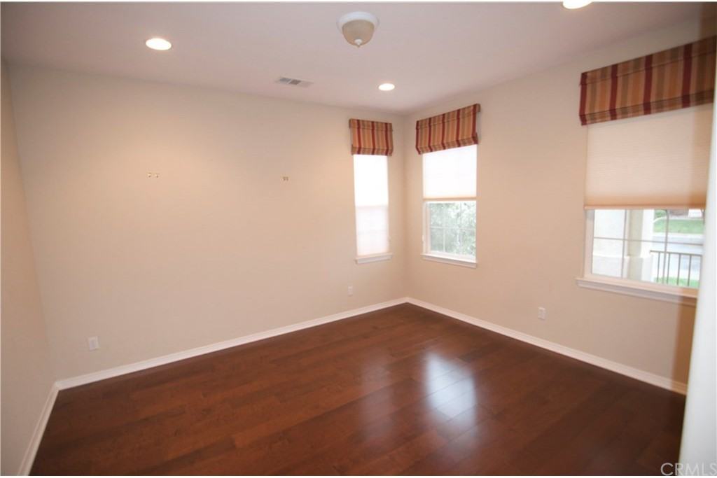 34363 Coppola St - Photo 2 of 23