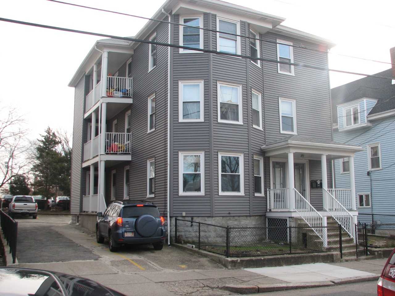 202 Cross St - Photo 2 of 16