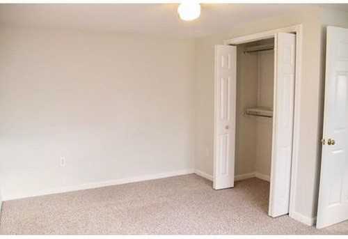 362 E St #8 - Photo 3 of 8