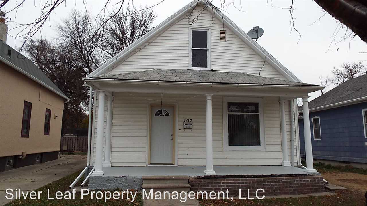 107 6th Ave N, Fargo, ND 58102 2 Bedroom Apartment for Rent PadMapper