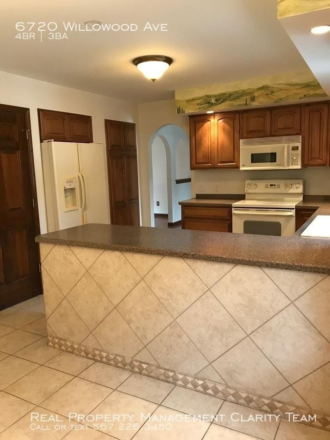 6720 Willowood Ave - Photo 3 of 23