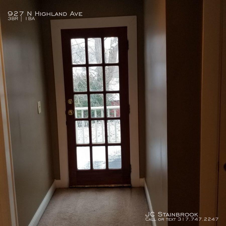 927 N Highland Ave - Photo 2 of 11