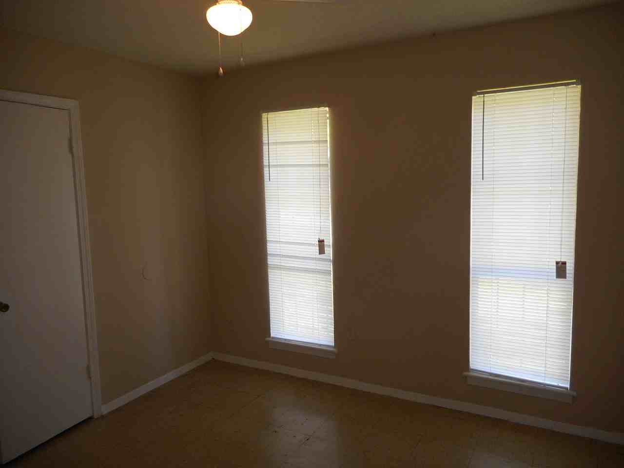 3701 Dorado Cove - Photo 3 of 5