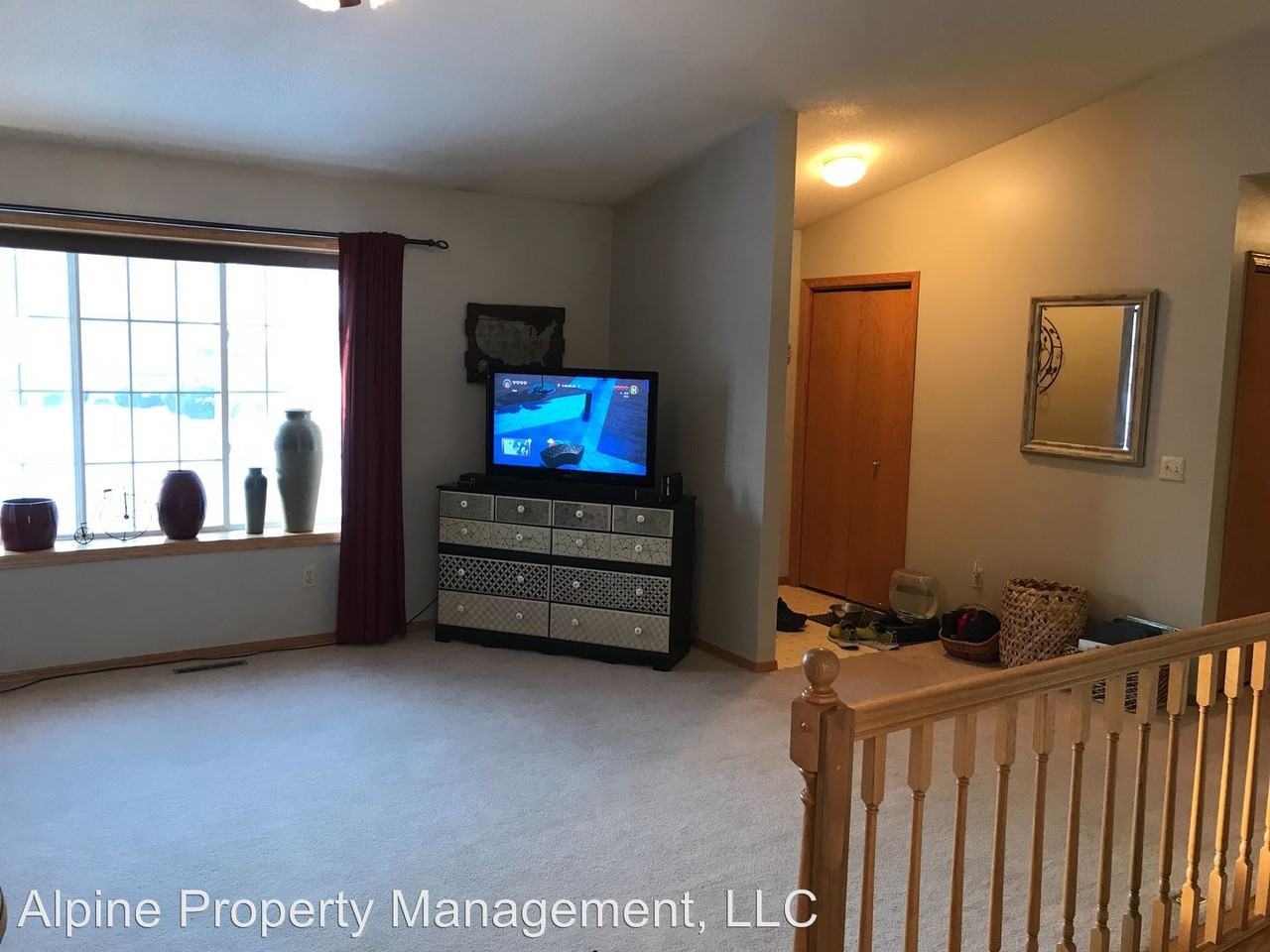 2104 S Cambridge Ave - Photo 3 of 14