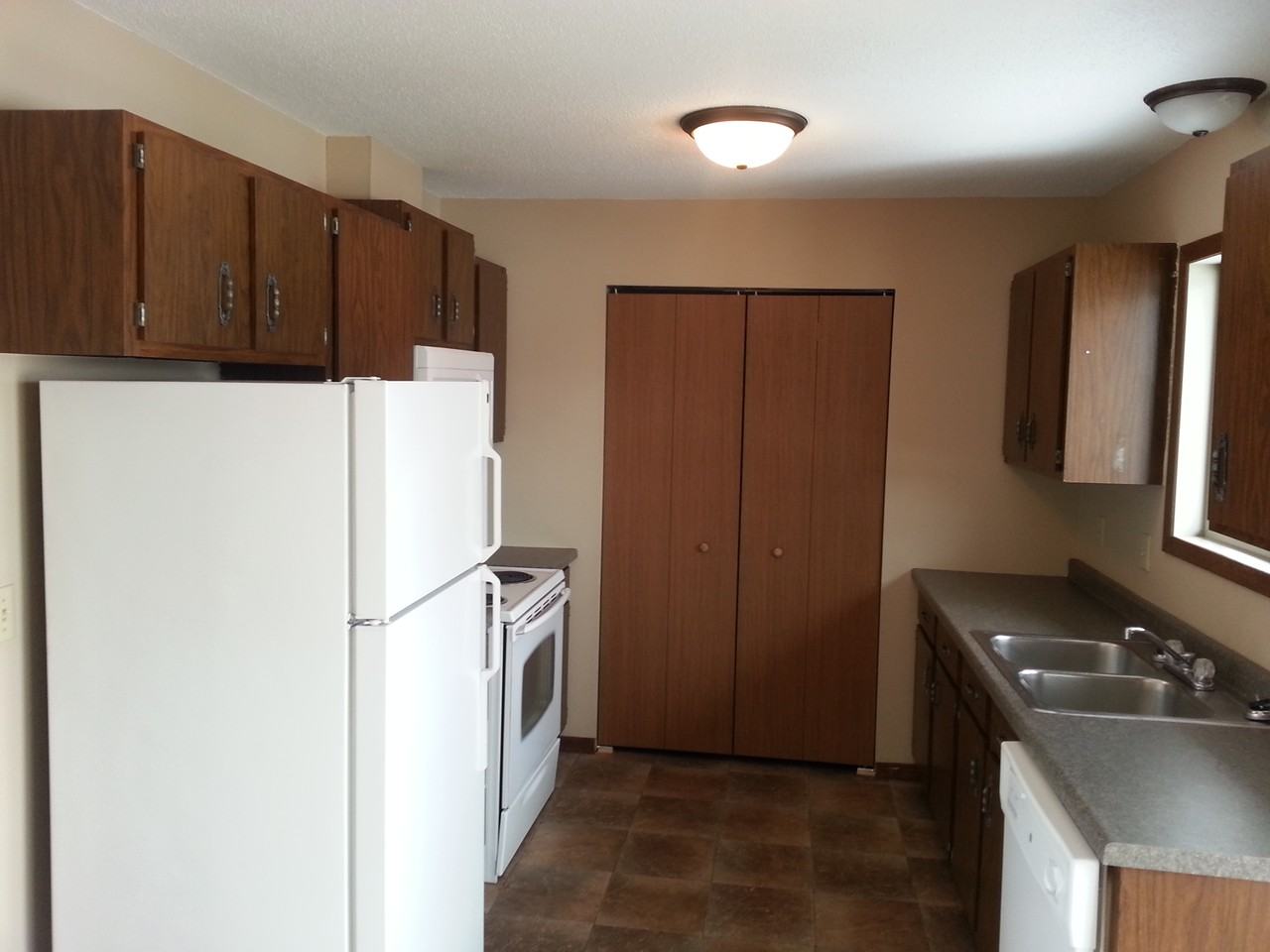 800 11Th St Nw - Photo 2 of 38