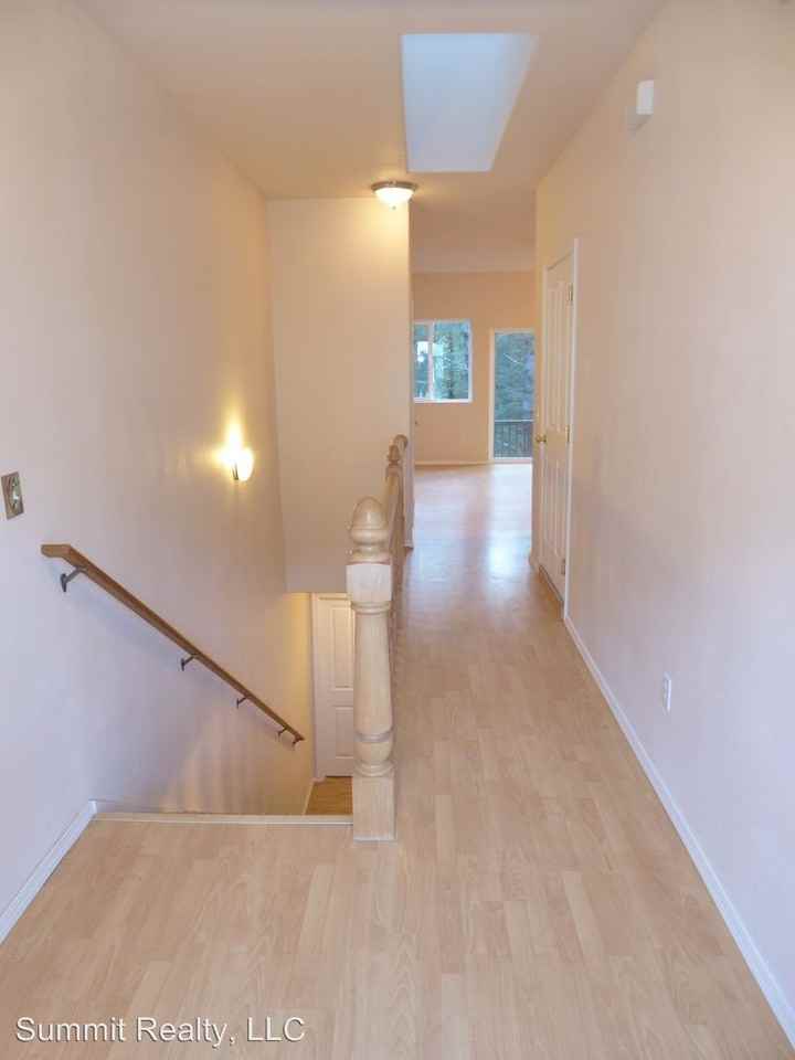 2236 Great Western St - Photo 2 of 24