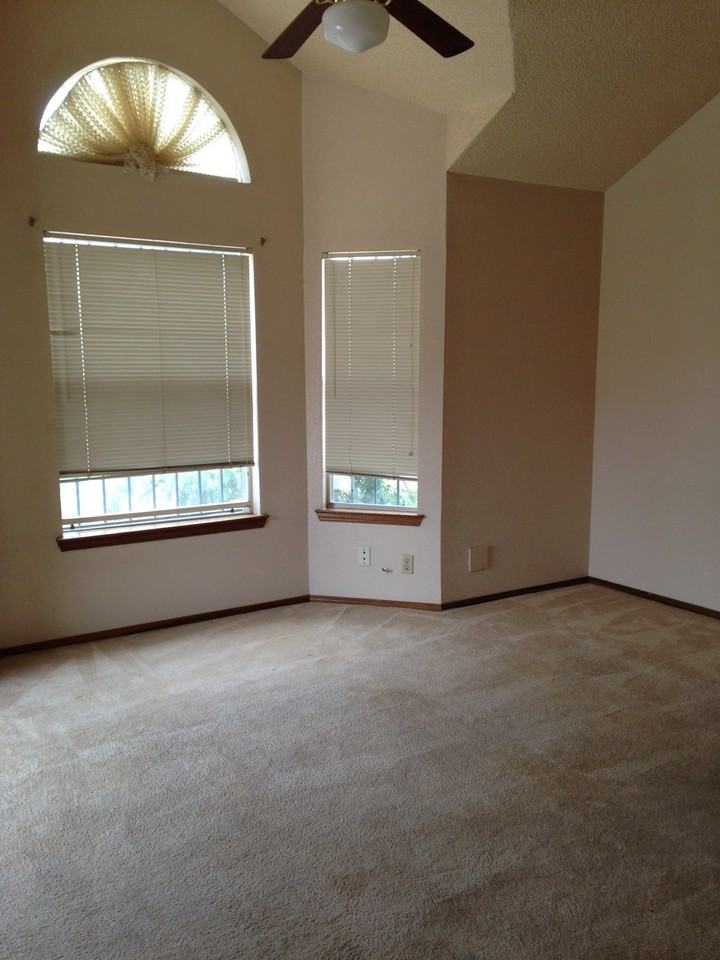 5729 Stan Musial Ct - Photo 3 of 7