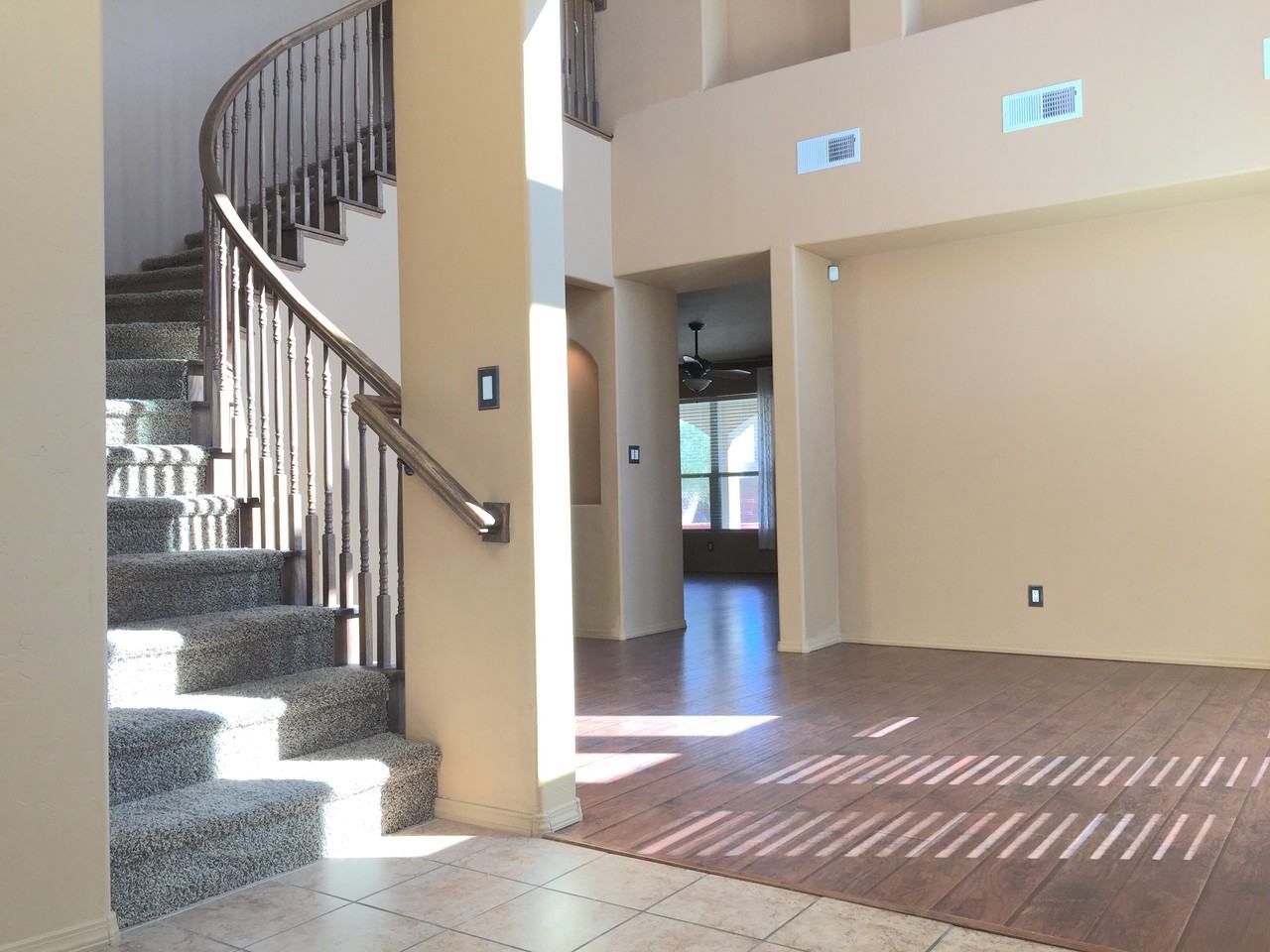 1044 Cristanos Dr - Photo 3 of 49