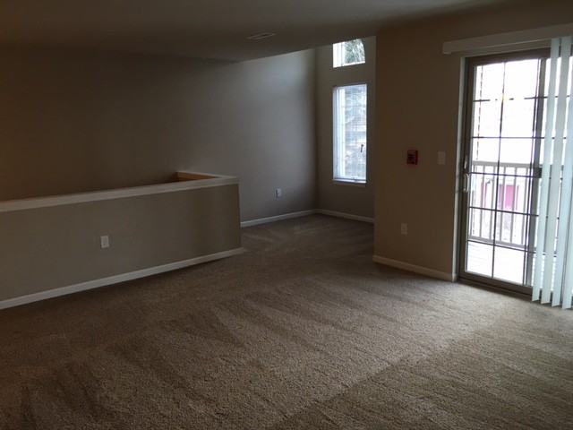 321,325, 335 Prairie Avenue - Photo 3 of 7