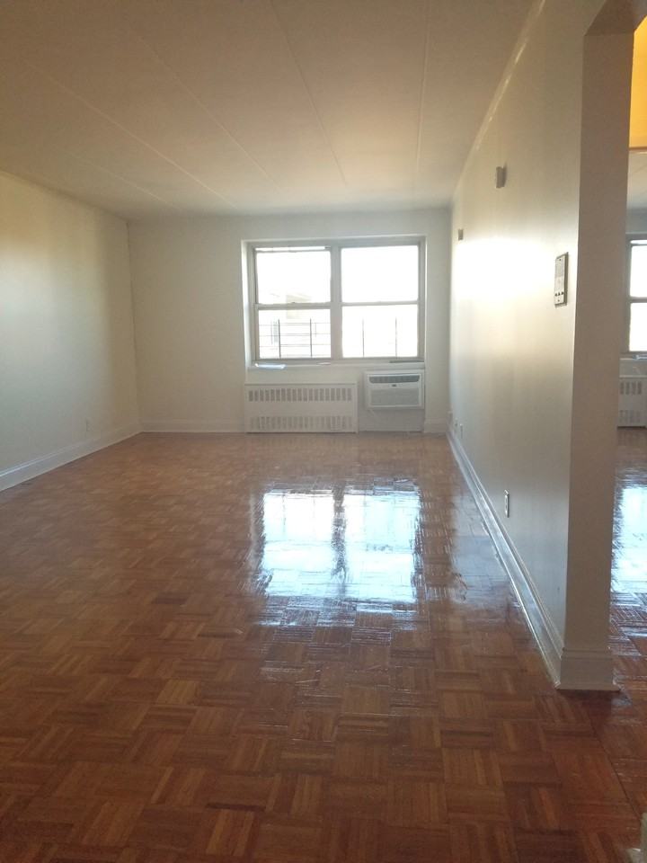 N 3rd Ave & E Sidney Ave, Mt Vernon, NY 10550, US #7R