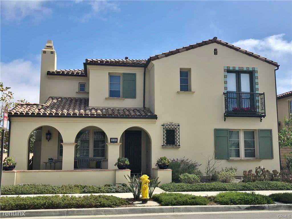 216 Avenida Murcia - Photo 3 of 50