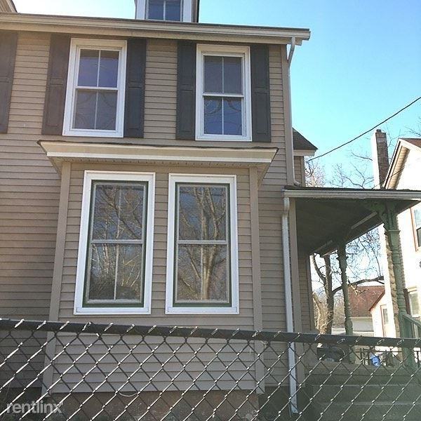 120 S Main St - Photo 3 of 5