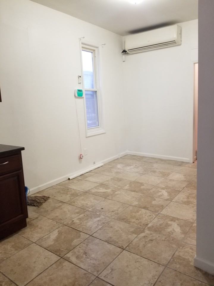 3287 Hull Avenue 1 - Photo 3 of 7