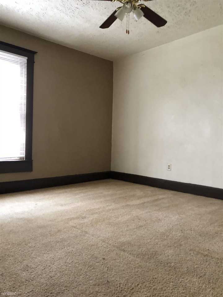 413 N Oxford St - Photo 3 of 6