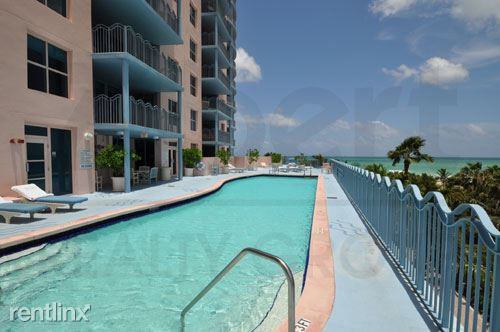 2840 NE 14th Street Causeway - Photo 3 of 4