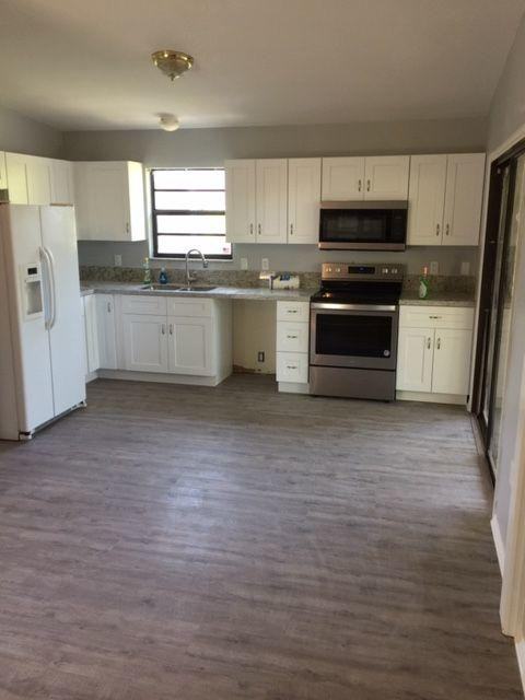 362 Lemon Ave - Photo 3 of 11