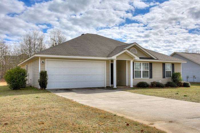1547 Oxpens Rd - Photo 2 of 13