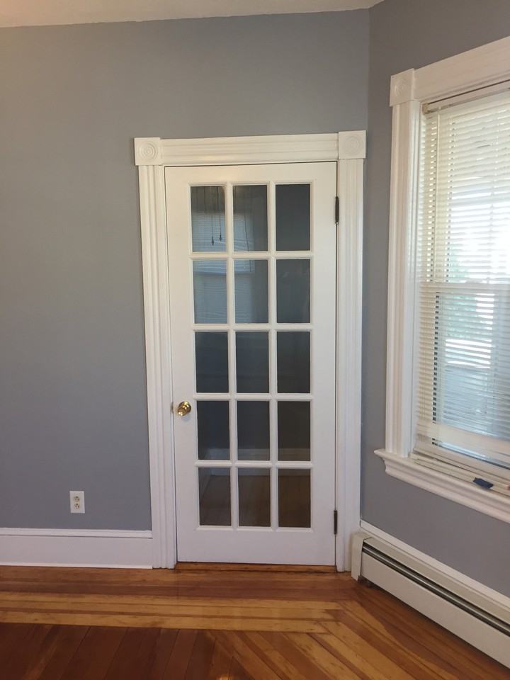 80 Waterman Ave - Photo 2 of 9