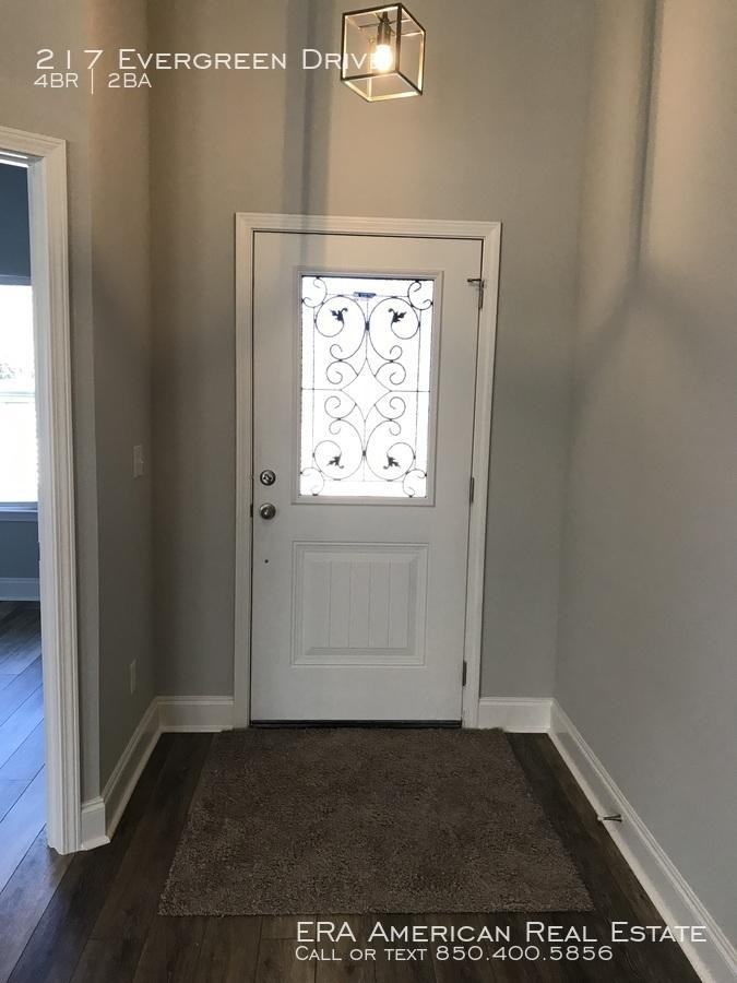 217 Evergreen Dr - Photo 2 of 25