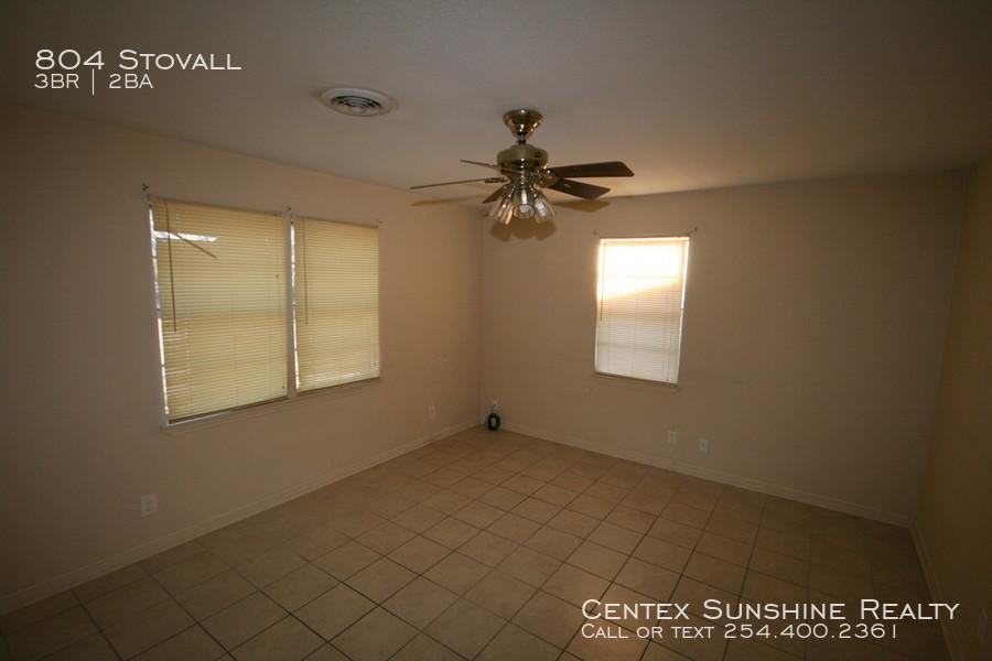 804 Stovall Ave - Photo 3 of 19