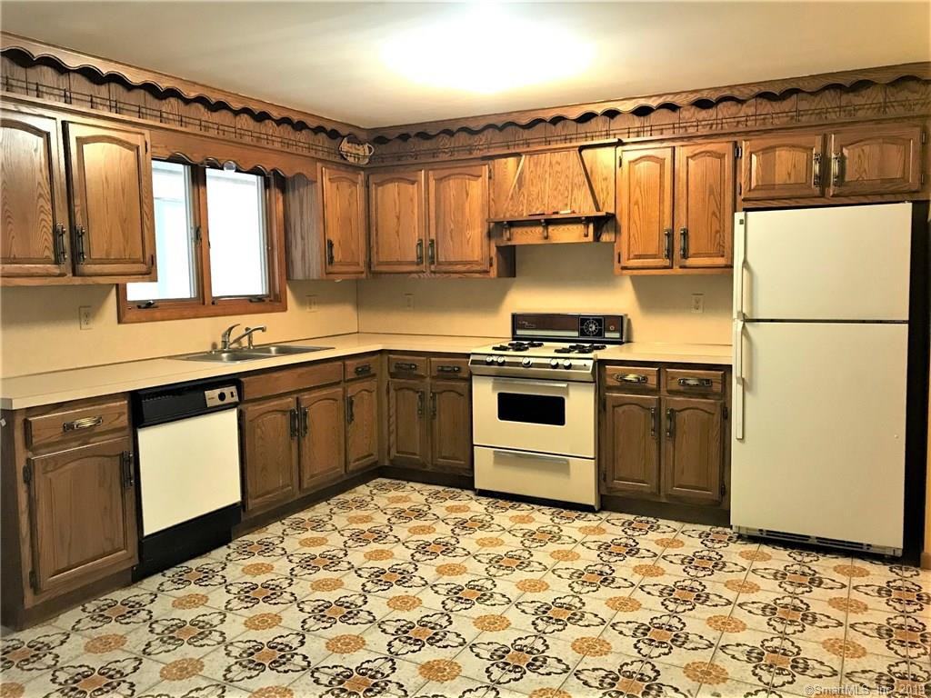104 Emmett Ave - Photo 2 of 19