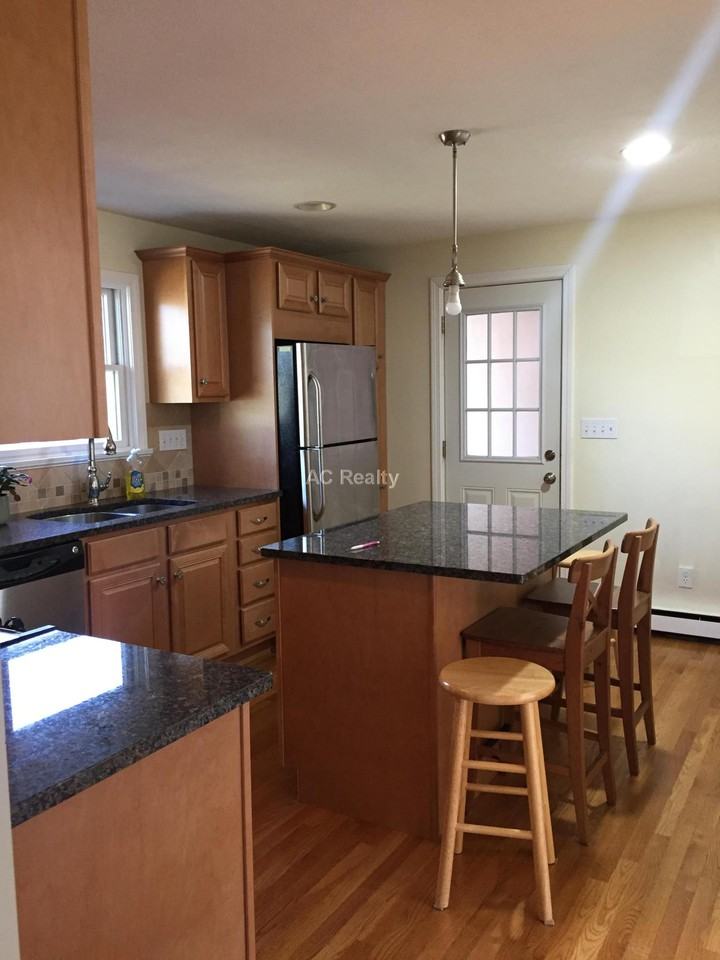 1 Valleywood Cir - Photo 2 of 17