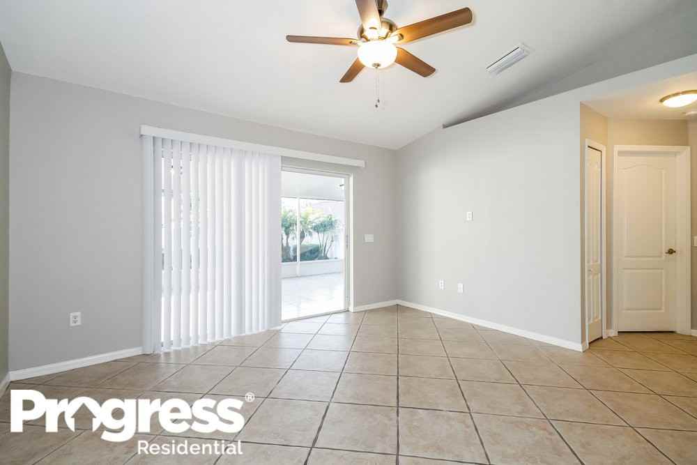 25151 Seven Rivers Cir - Photo 3 of 14