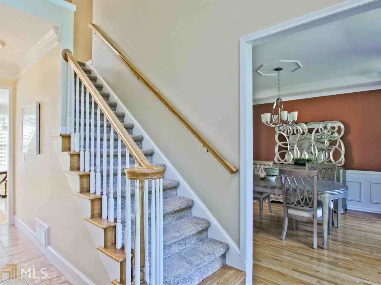 1867 Cedar Cliff Dr - Photo 2 of 25