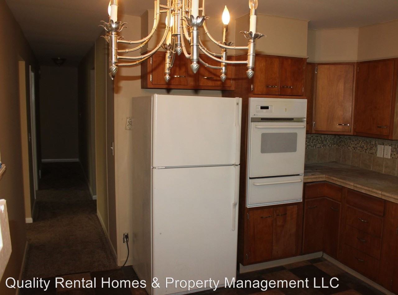 13066 Neff Rd - Photo 3 of 18