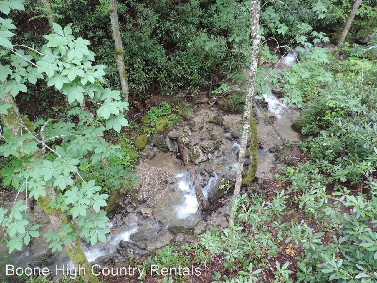 123 Creekside Ct - Photo 2 of 23