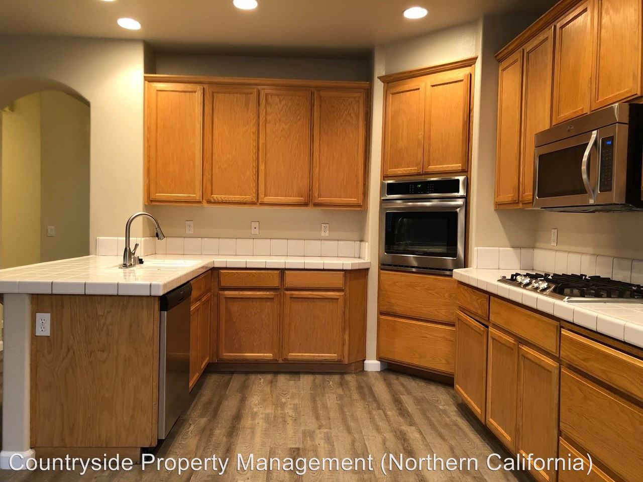 450 Placer Creek Dr - Photo 3 of 20