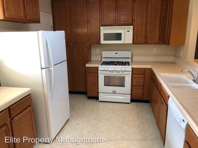 1236 Evans Ct - Photo 2 of 11