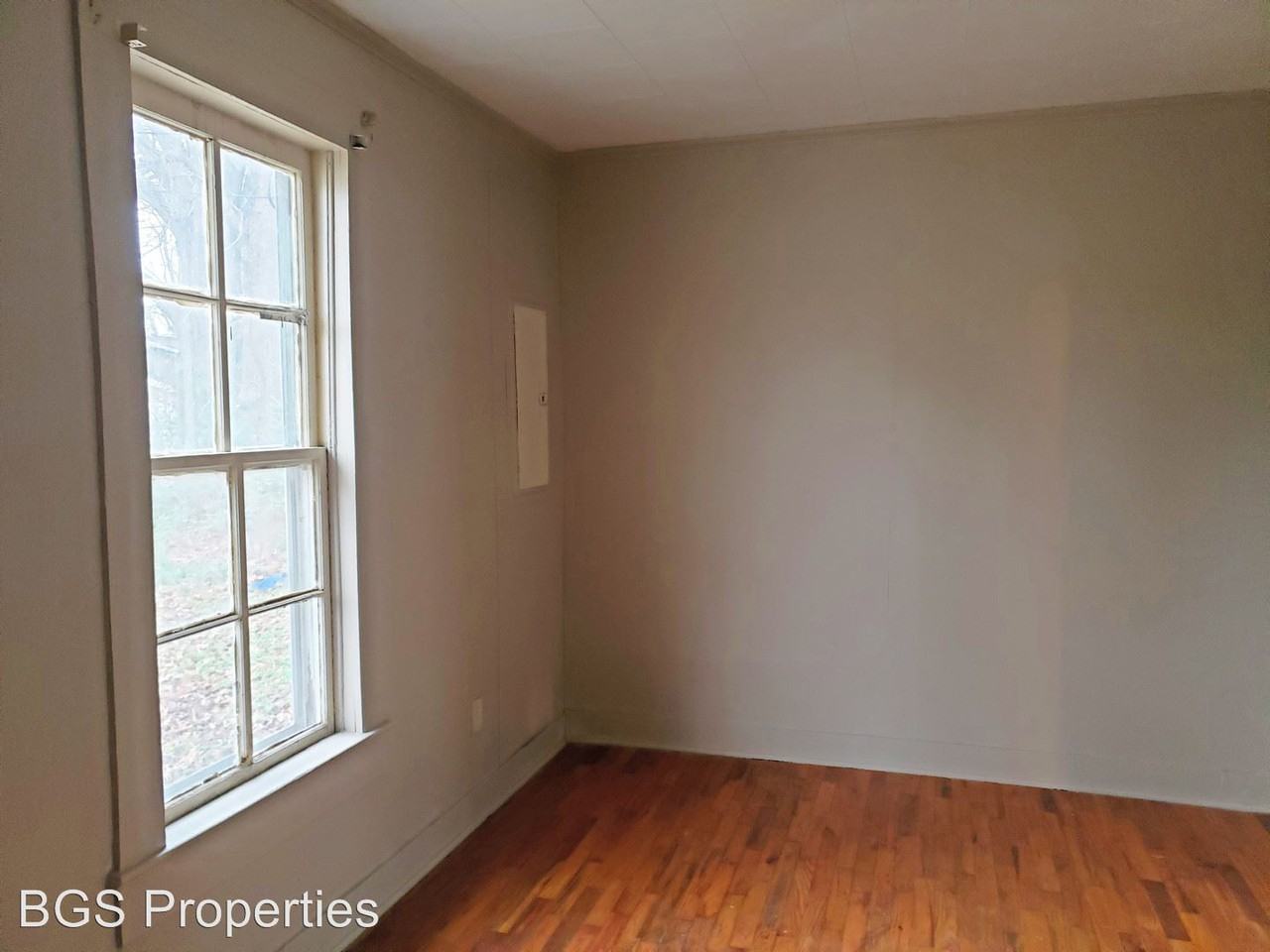 1400 Todd Ave - Photo 3 of 5