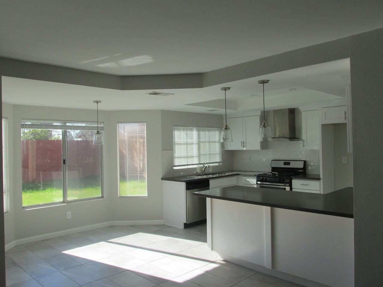 24235 Harvest Rd - Photo 2 of 4