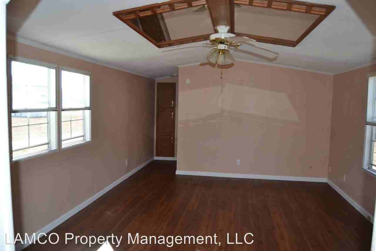 638 Hancock Rd - Photo 2 of 6