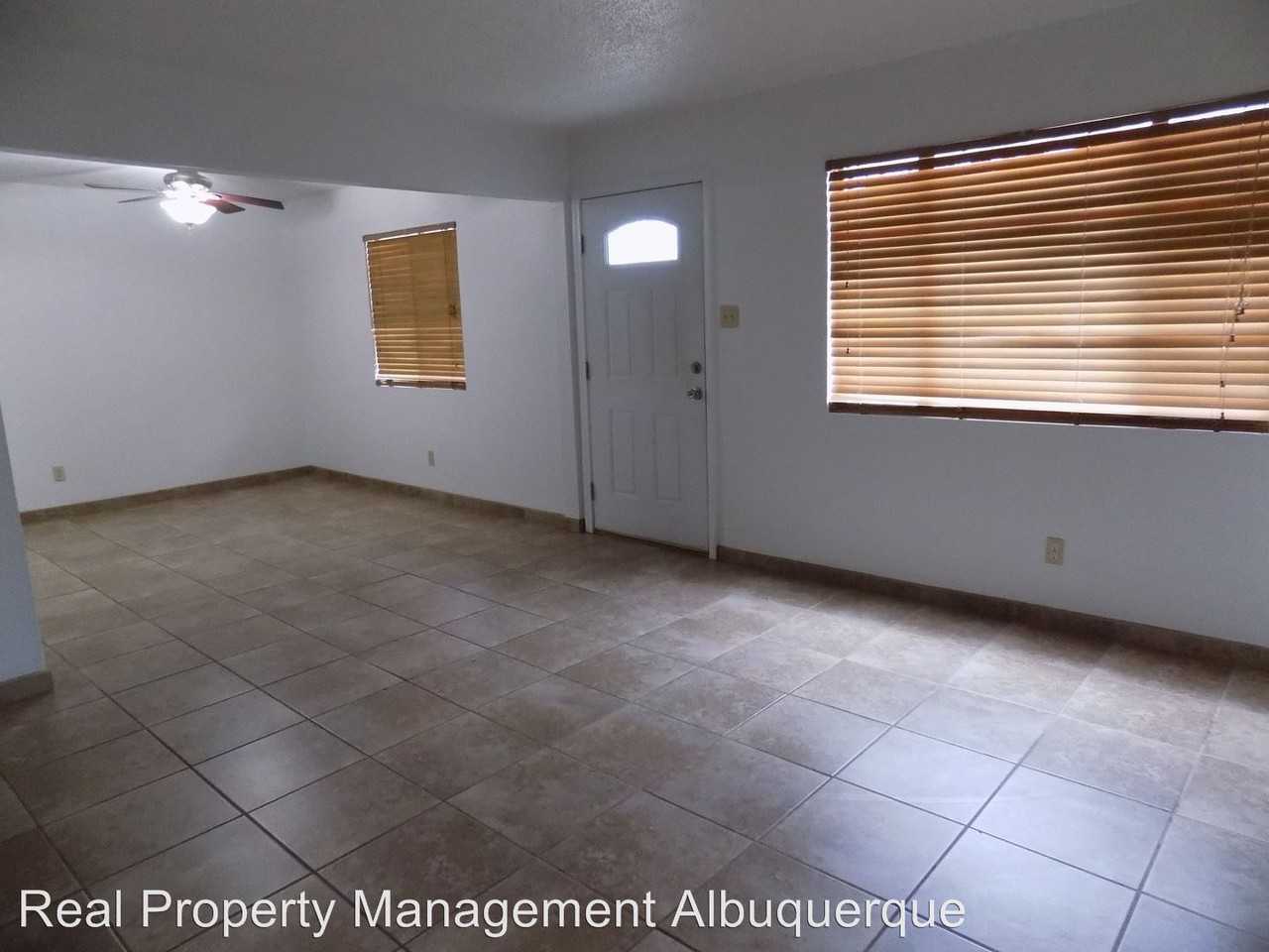 1330 San Antonio St NW - Photo 3 of 10