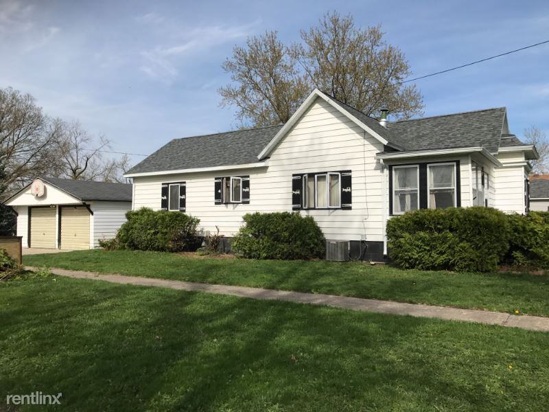 503 NE 3rd St - Photo 2 of 21