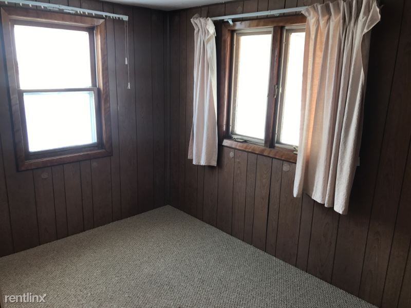 503 NE 3rd St - Photo 3 of 21