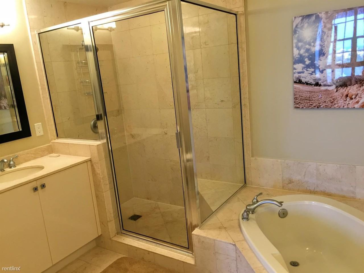 801 S Olive Ave - Photo 2 of 6