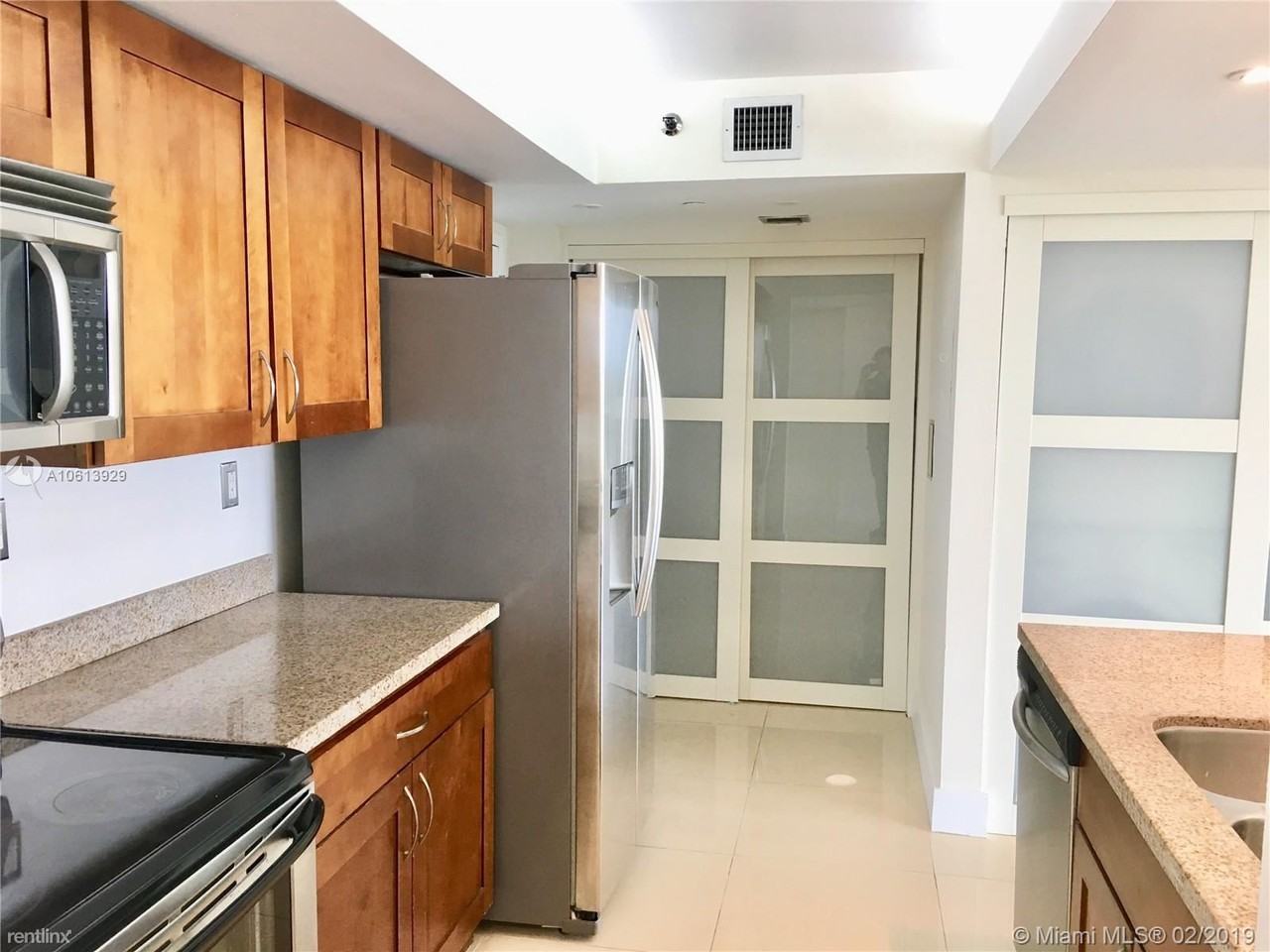 3411 Indian Creek Dr - Photo 2 of 29